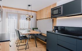 Alpinlounge Rätia Appartements